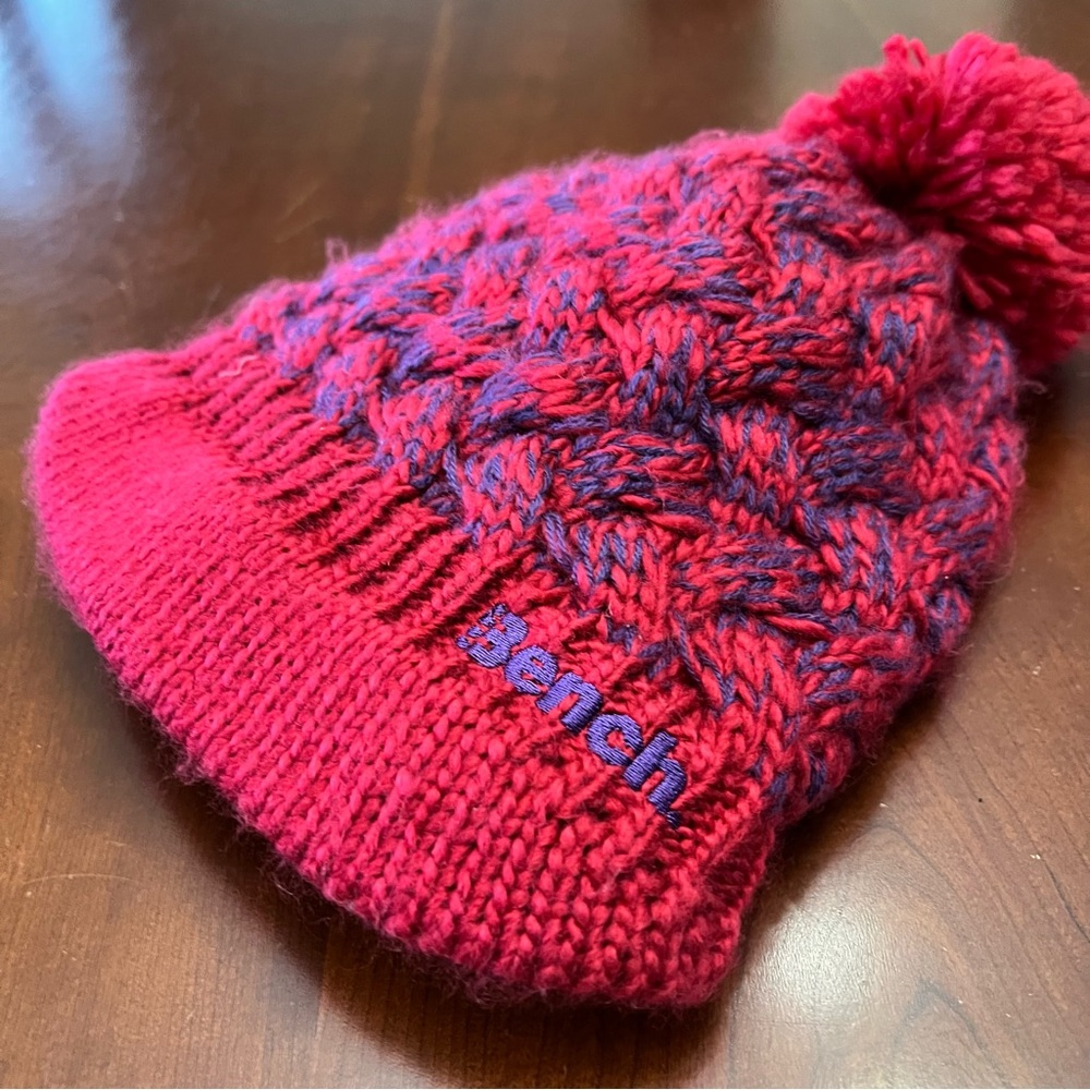 Bench bright fuschia blue winter toque beanie w/Pom Pom interior lined sm/med